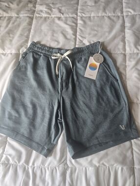 Vuori Ponto Men Short Sz Small New W Tags